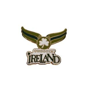 Universal Studios Trading Pin Green Harry Potter Quidditch World Cup Ireland